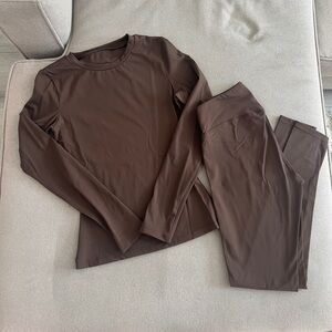 Never Worn Workout Set: Chocolate Brown Size XS/S